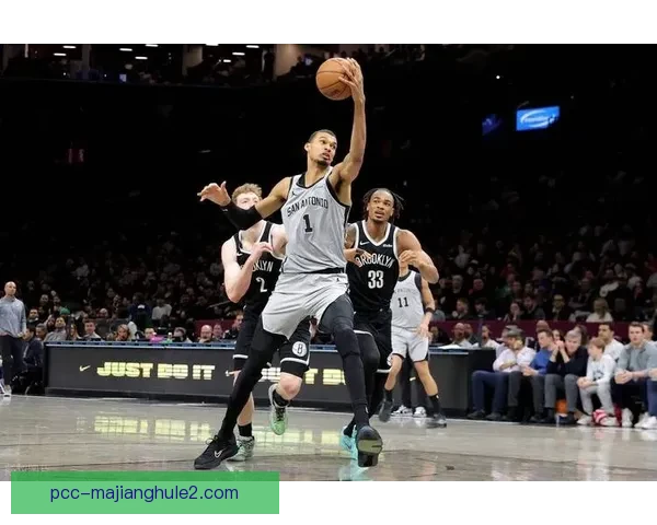 马刺强势主场大胜雄鹿赢得关键胜利士气高涨